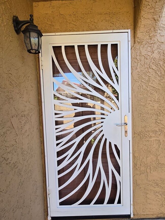 Foto del edificio - 8422 N Central Ave