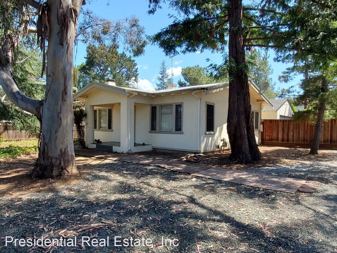 Primary Photo - 2 br, 1 bath House - 600 Lincoln Ave