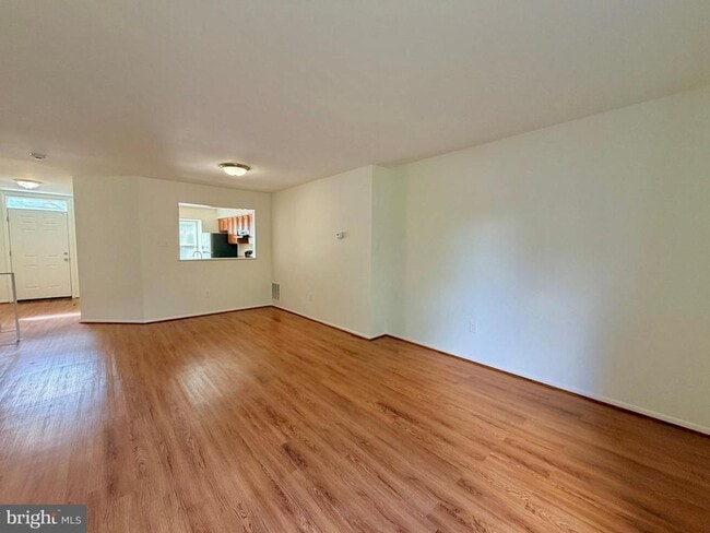 Building Photo - 6064 Majors Ln