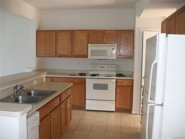 Building Photo - 1408 New Haven Ct