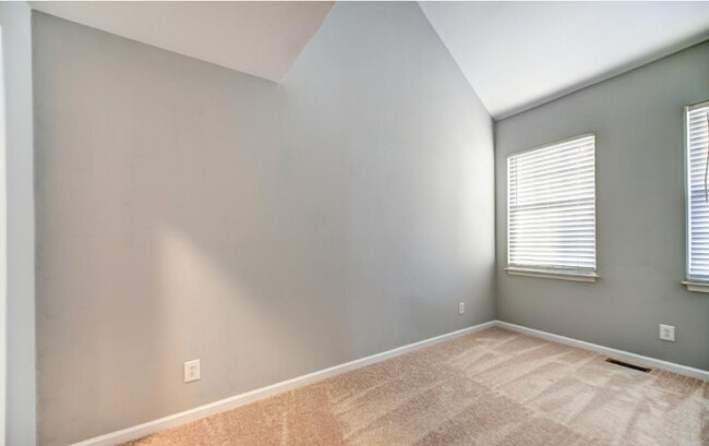 Foto del edificio - 2534 James Madison Cir