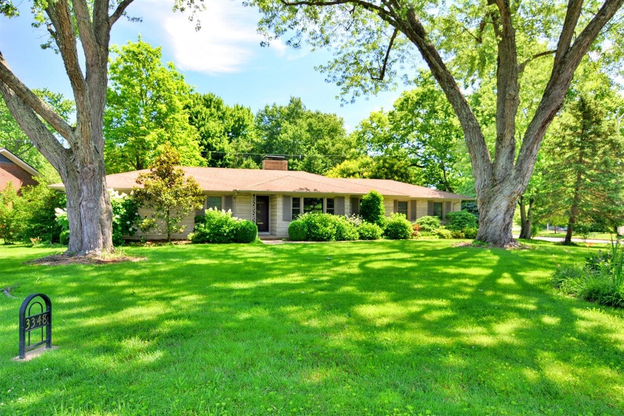 Primary Photo - 3348 Nantucket Dr