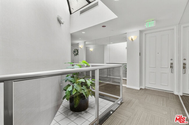 Foto del edificio - 12000 Goshen Ave