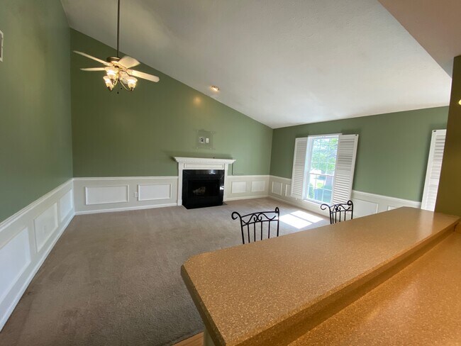 Foto del edificio - 3807 Chamberlain Ln