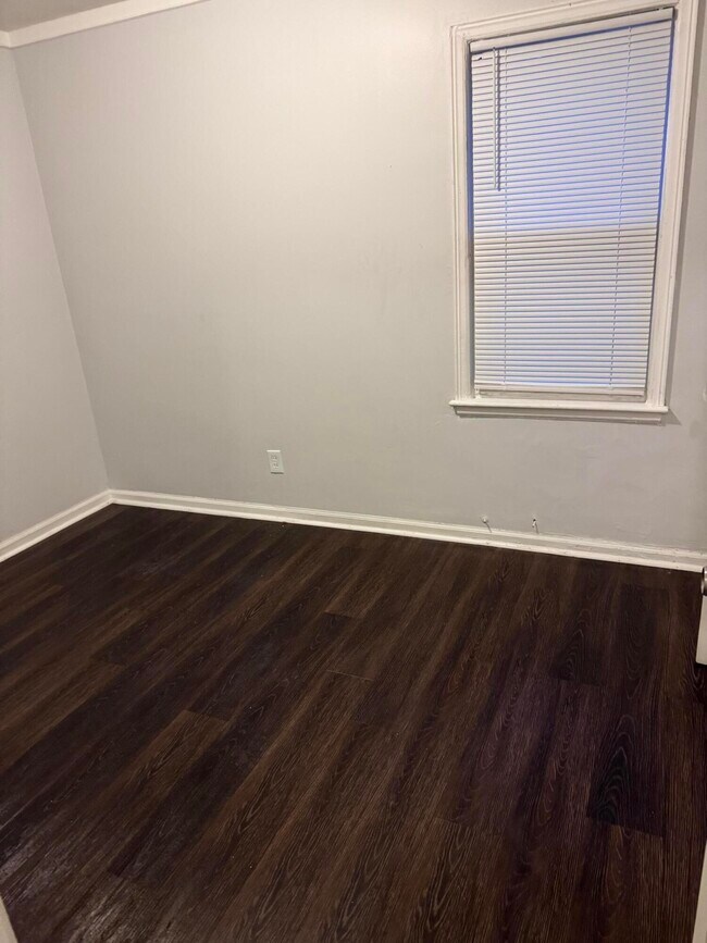 Foto del edificio - 14079 Edmore Dr