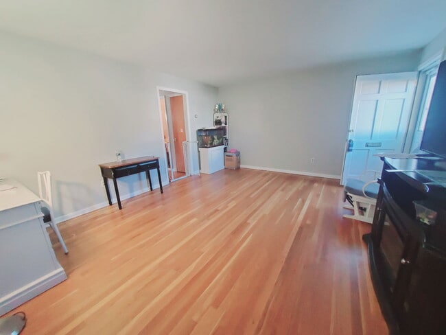 Photo - 4 Elmwood St House