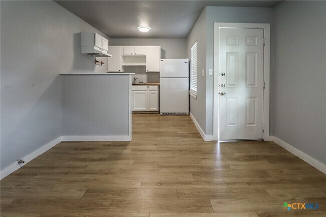 Foto del edificio - 120 W Avenue A