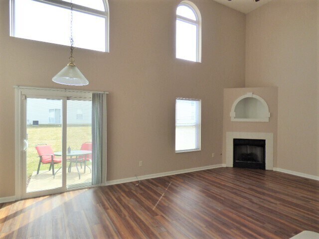 Foto del edificio - Chatterton Commons Condo