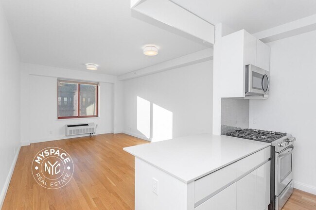 Building Photo - 1127 Flatbush Ave