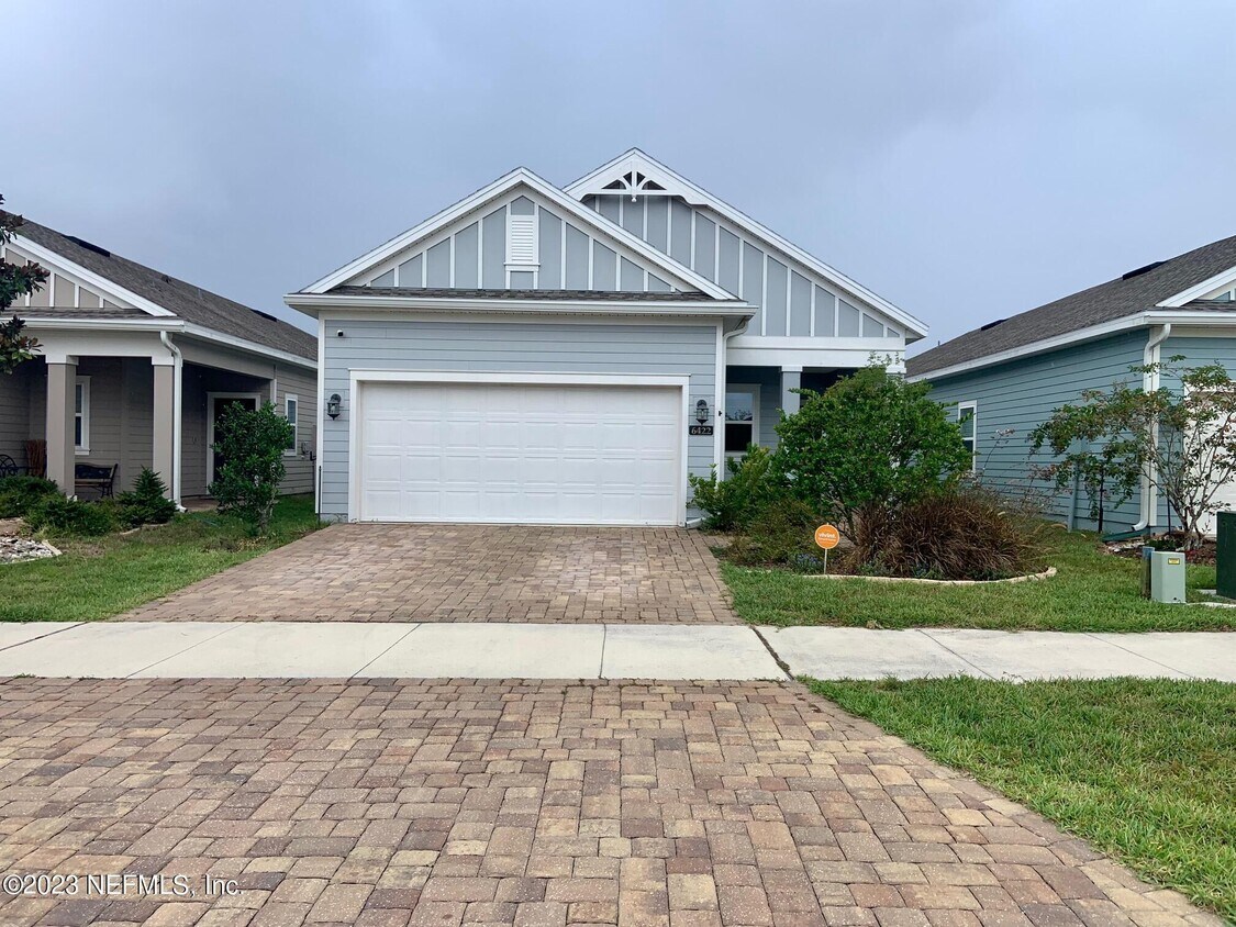 Foto principal - 6422 Longleaf Branch Dr