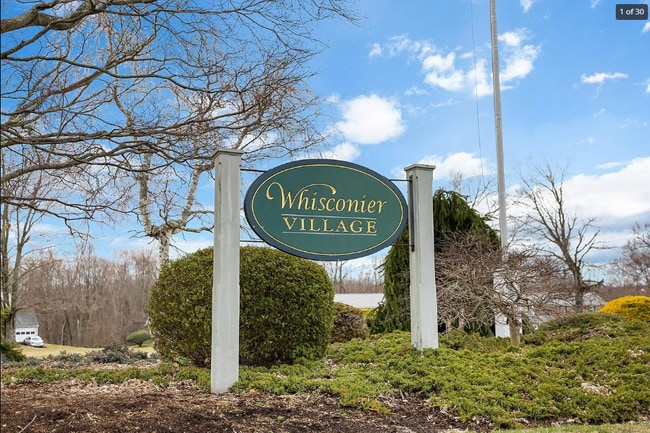 Building Photo - 41 Whisconier Vlg