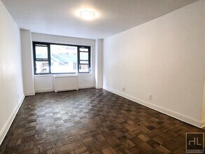 Building Photo - EAST 56 STREET