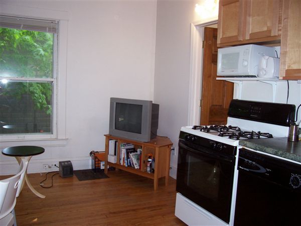Building Photo - 915 Greenwood Ave