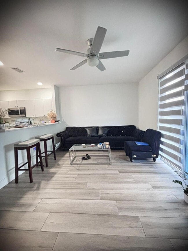 Foto del edificio - 4226 SW 156th Ave