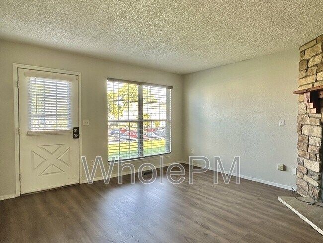 Building Photo - 10894 Bayfield Way