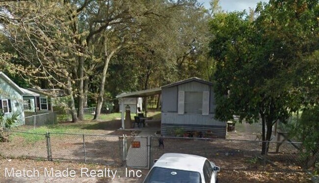 Building Photo - 3 br, 2 bath House - 13790 Coral Dr