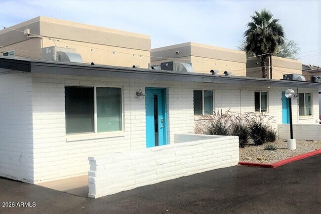 Foto del edificio - 3141 N 37th St