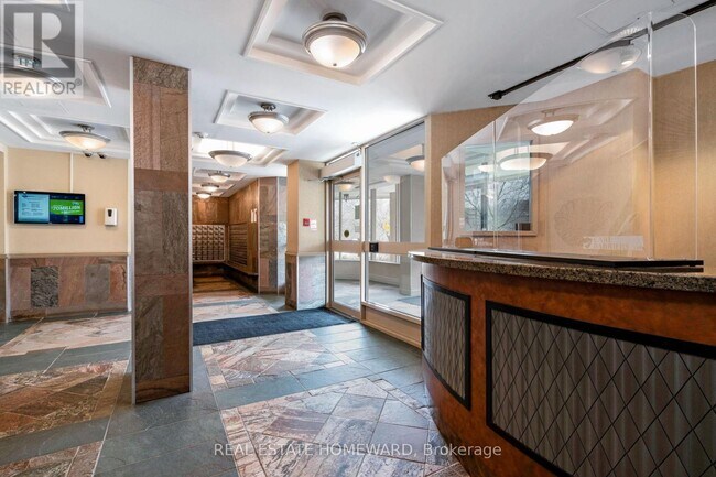 Photo du bâtiment - 4 Park Vista Dr