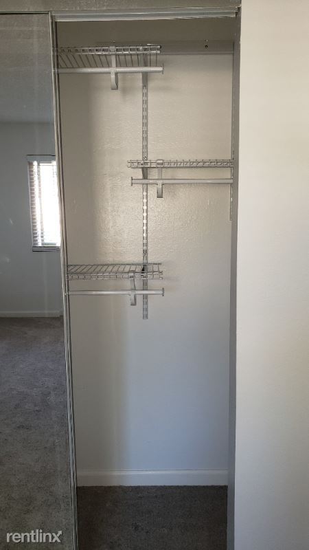 Building Photo - 3 br, 1.5 bath Condo - 1749 Las Raposas Ct