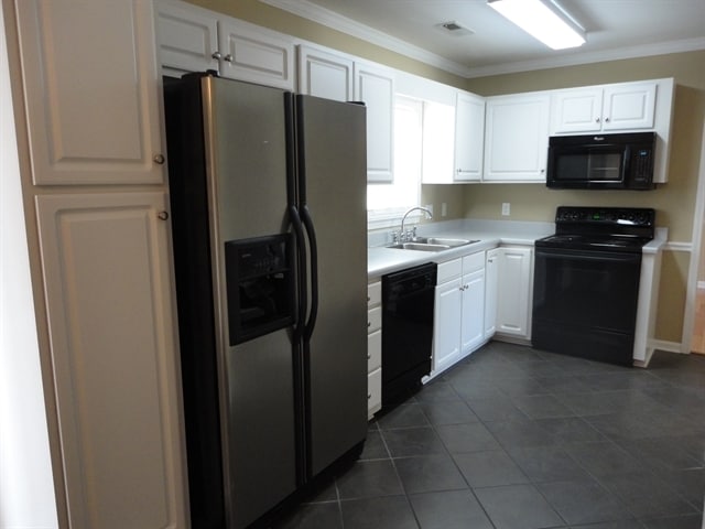 Foto del edificio - 1529 Birkdale Ct