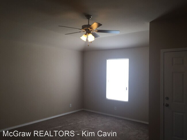 Foto del edificio - 3 br, 2 bath House - 10718 N. 101st E. Court