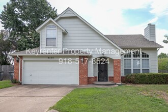 Building Photo - 9504 E 99th Pl