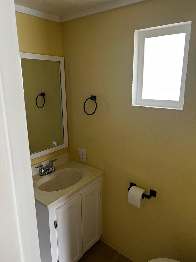 baño 1 - 129 Osage St