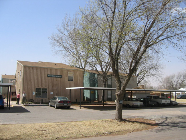 Building Photo - Heritage House Apartments