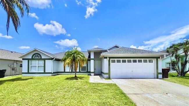 Building Photo - 2342 Queenswood Cir