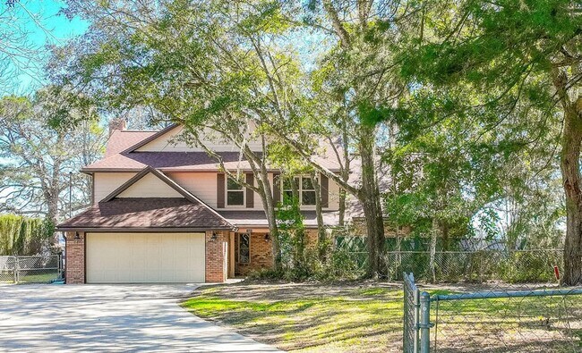 Building Photo - Waterfront Home in Niceville on the Bay wi...