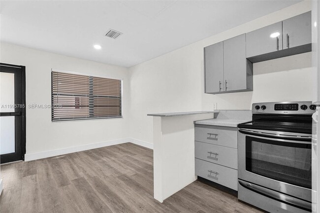 Foto del edificio - 1730 Acapulco Dr