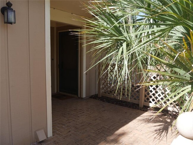 Building Photo - 3026 Vinson Ave