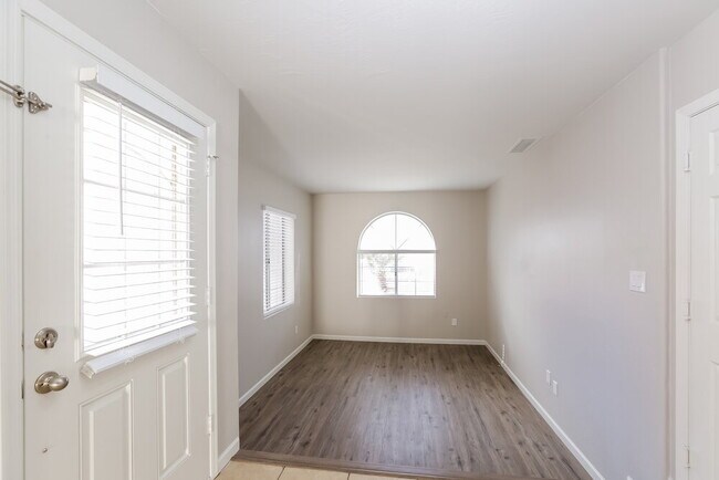 Building Photo - 3134 E McKellips Rd