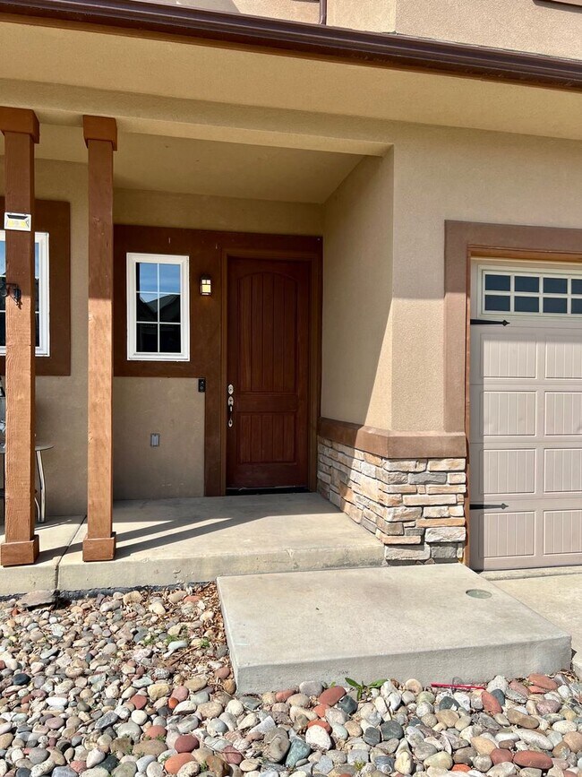 Foto del edificio - Townhome at Enclave for Rent in Rifle