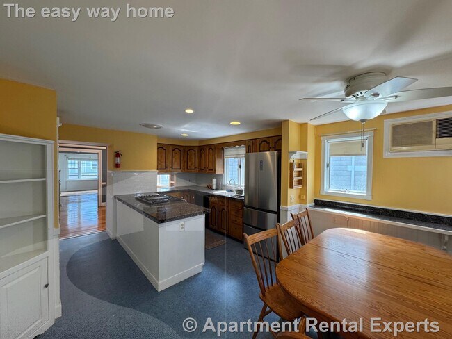 Foto del edificio - 57 Clarendon Ave