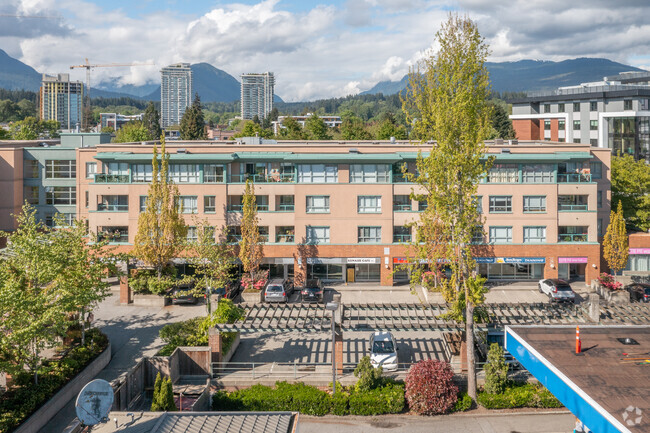 Photo du bâtiment - Mountain View Village