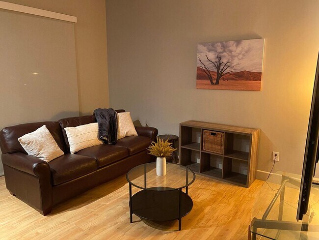 Foto del edificio - 2117 S St