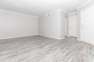 Interior Photo - Mills Run Apartments