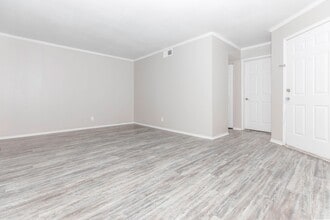 Interior Photo - Mills Run Apartments