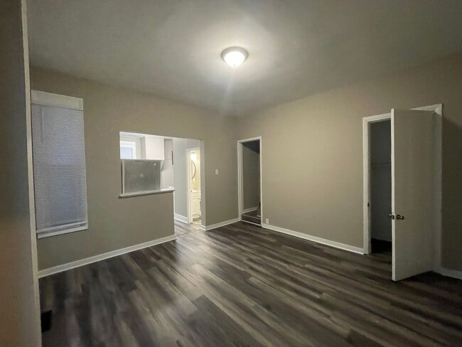 Foto del edificio - 1647 Cooper St
