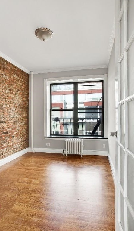 Building Photo - 429 E 13th Street