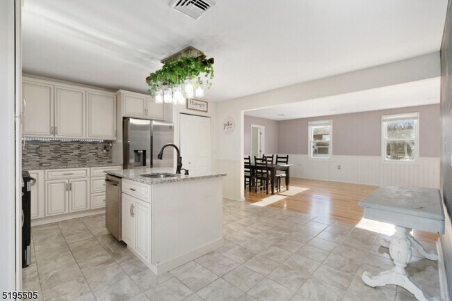 Foto del edificio - 7 Berry Rd