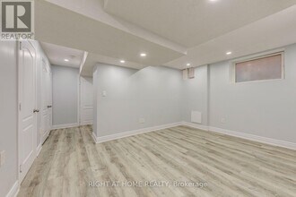 Building Photo - 5349 Lismic Blvd