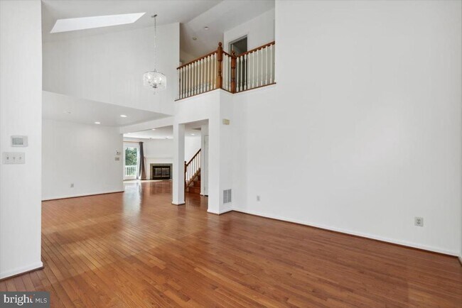 Foto del edificio - 146 Canterbury Ln