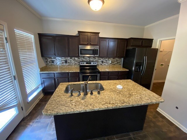 Building Photo - 12435 Garrett Valley Ln