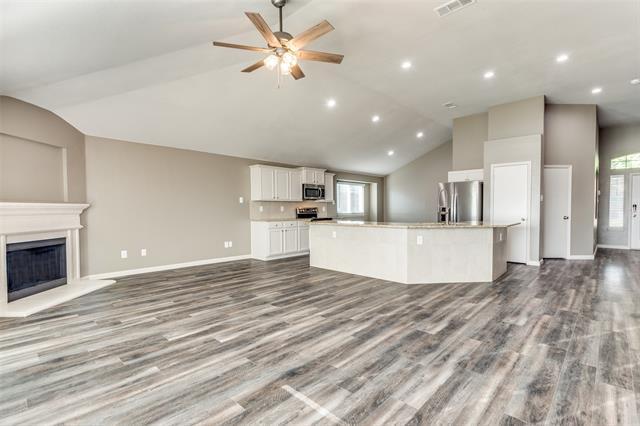 Foto del edificio - 6409 Wolf Creek Ct