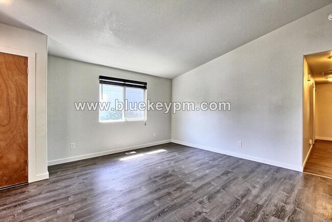 Photo - 3 Bed, 2 Baths Home in North Image Neighborhood with Large Yard