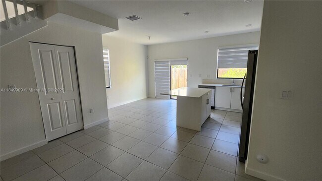 Foto del edificio - 12897 SW 234th St