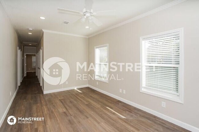 Building Photo - 1701 16TH AVE S, Saint Petersburg, FL 33712