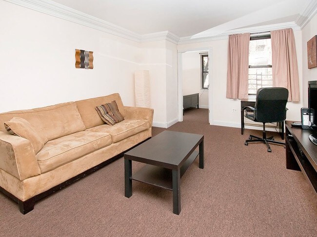 Building Photo - 545 W 49th St